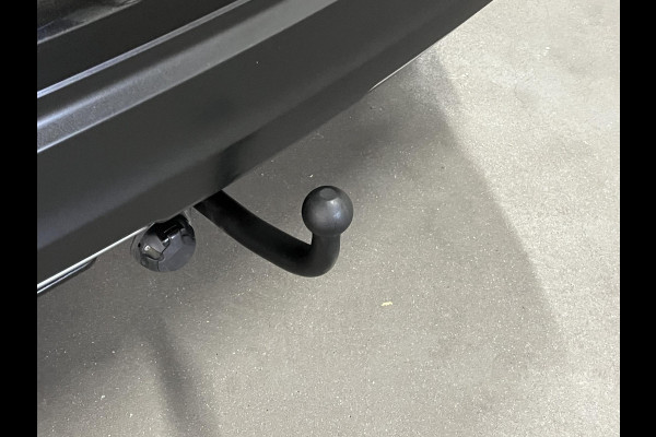 Nissan QASHQAI 1.3 DIG-T N-Connecta Trekhaak | Panoramadak | 360 camera | Stoelverwarming | Navigatie | Cruise control | Keyless