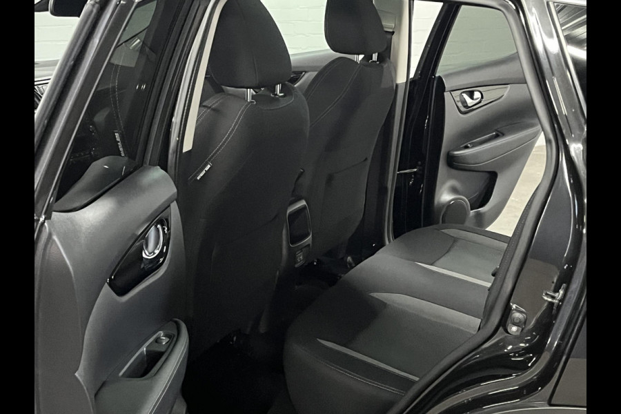 Nissan QASHQAI 1.3 DIG-T N-Connecta Trekhaak | Panoramadak | 360 camera | Stoelverwarming | Navigatie | Cruise control | Keyless