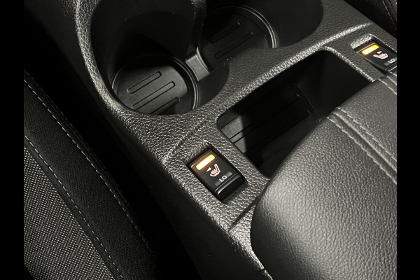 Nissan QASHQAI 1.3 DIG-T N-Connecta Trekhaak | Panoramadak | 360 camera | Stoelverwarming | Navigatie | Cruise control | Keyless