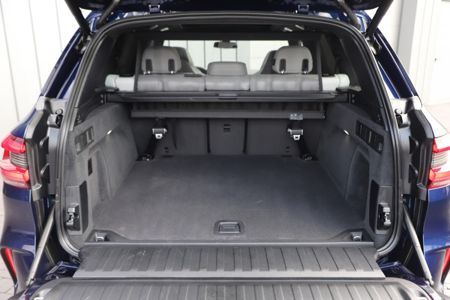 BMW X5 M Competition | 625PK | Head-up | Massage | Carbon | Bowers&Wilkins | Schaalstoelen | Keyless-go | Entertainment achterin | Sfee
