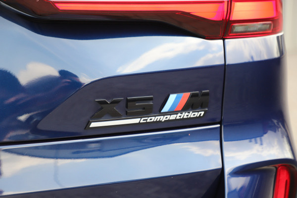 BMW X5 M Competition | 625PK | Head-up | Massage | Carbon | Bowers&Wilkins | Schaalstoelen | Keyless-go | Entertainment achterin | Sfee