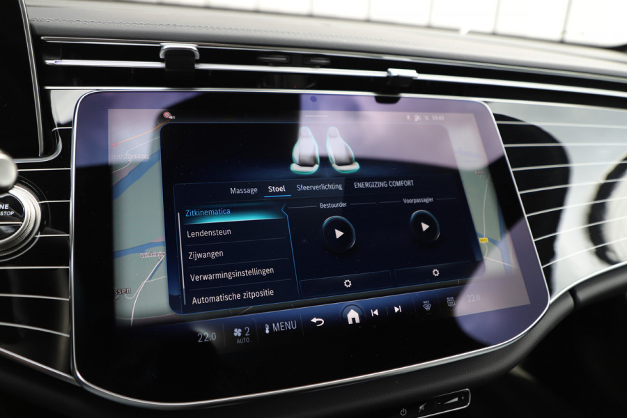 Mercedes-Benz E-Klasse 300e Exclusive line | 313PK | Massage | Luchtvering | Achterasbesturing | Burmester 4D | Leder exclusief | Digital-light | Distr