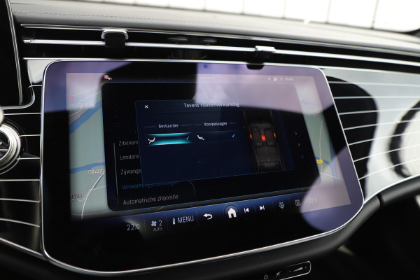 Mercedes-Benz E-Klasse 300e Exclusive line | 313PK | Massage | Luchtvering | Achterasbesturing | Burmester 4D | Leder exclusief | Digital-light | Distr