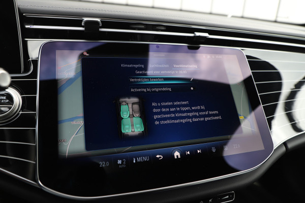 Mercedes-Benz E-Klasse 300e Exclusive line | 313PK | Massage | Luchtvering | Achterasbesturing | Burmester 4D | Leder exclusief | Digital-light | Distr