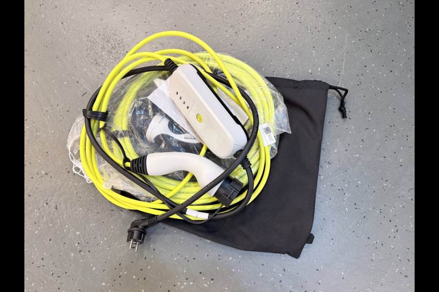 Volkswagen Multivan 1.4 eHybrid Energetic 7P PANO/NAVI/H-UP/V-COCKPIT/7X STOELVERW/CAM/H-LEDER/SFEERVERL/STUURVERW///