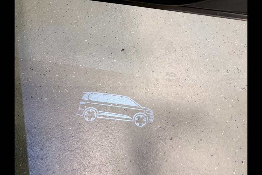 Volkswagen Multivan 1.4 eHybrid Energetic 7P PANO/NAVI/H-UP/V-COCKPIT/7X STOELVERW/CAM/H-LEDER/SFEERVERL/STUURVERW///