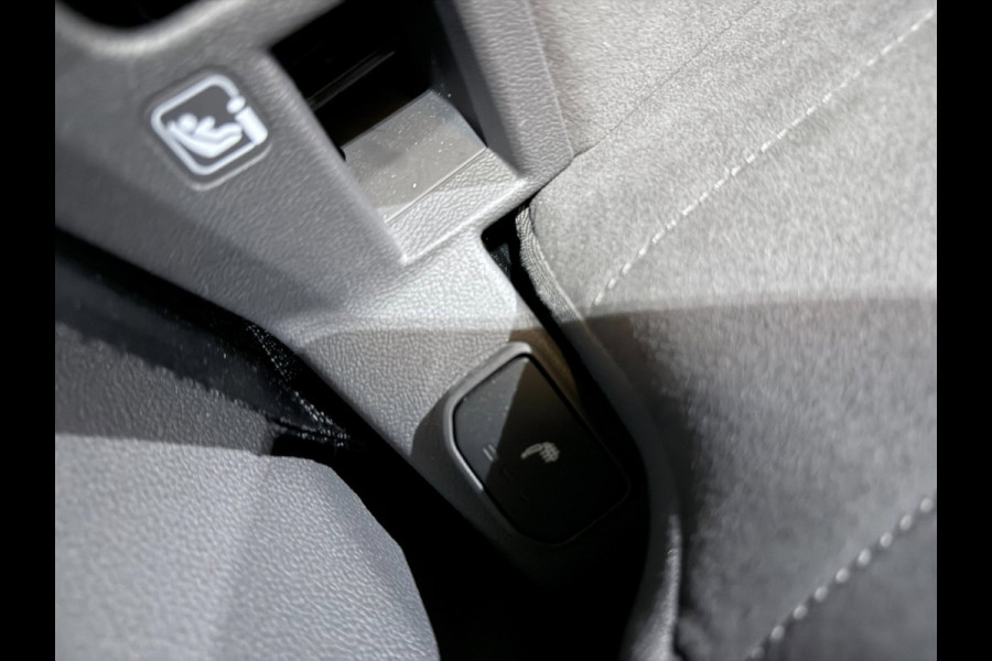 Volkswagen Multivan 1.4 eHybrid Energetic 7P PANO/NAVI/H-UP/V-COCKPIT/7X STOELVERW/CAM/H-LEDER/SFEERVERL/STUURVERW///