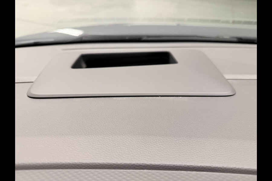 Volkswagen Multivan 1.4 eHybrid Energetic 7P PANO/NAVI/H-UP/V-COCKPIT/7X STOELVERW/CAM/H-LEDER/SFEERVERL/STUURVERW///