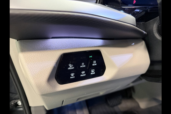 Volkswagen Multivan 1.4 eHybrid Energetic 7P PANO/NAVI/H-UP/V-COCKPIT/7X STOELVERW/CAM/H-LEDER/SFEERVERL/STUURVERW///