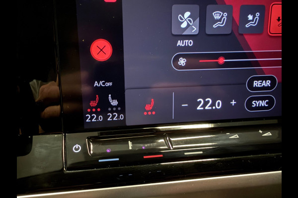 Volkswagen Multivan 1.4 eHybrid Energetic 7P PANO/NAVI/H-UP/V-COCKPIT/7X STOELVERW/CAM/H-LEDER/SFEERVERL/STUURVERW///