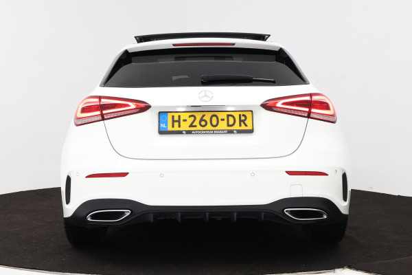 Mercedes-Benz A-Klasse 180 Business Solution AMG (PANORAMADAK, STOELVERWARMING, PDC, CAMERA, NAVIGATIE)