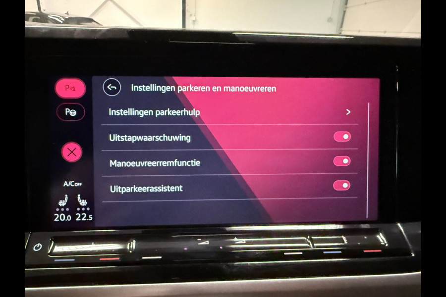 Volkswagen Multivan 1.4 eHybrid Energetic 7P PANO/NAVI/H-UP/V-COCKPIT/7X STOELVERW/CAM/H-LEDER/SFEERVERL/STUURVERW///