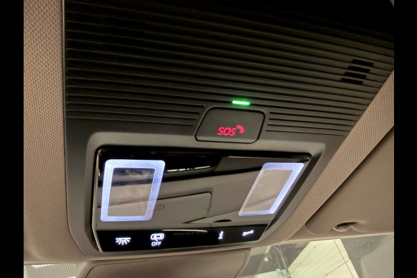 Volkswagen Multivan 1.4 eHybrid Energetic 7P PANO/NAVI/H-UP/V-COCKPIT/7X STOELVERW/CAM/H-LEDER/SFEERVERL/STUURVERW///