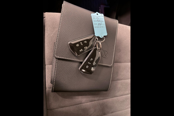 Volkswagen Multivan 1.4 eHybrid Energetic 7P PANO/NAVI/H-UP/V-COCKPIT/7X STOELVERW/CAM/H-LEDER/SFEERVERL/STUURVERW///