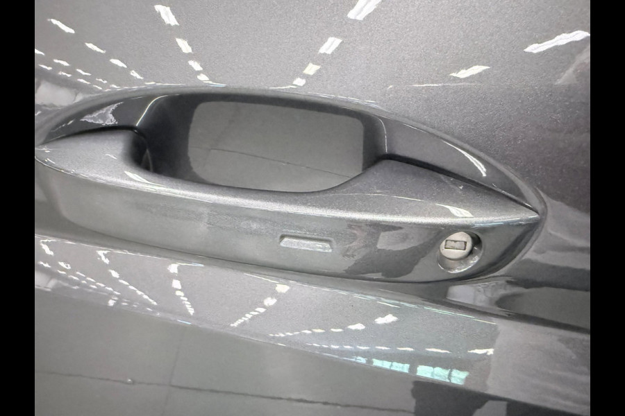 Volkswagen Multivan 1.4 eHybrid Energetic 7P PANO/NAVI/H-UP/V-COCKPIT/7X STOELVERW/CAM/H-LEDER/SFEERVERL/STUURVERW///