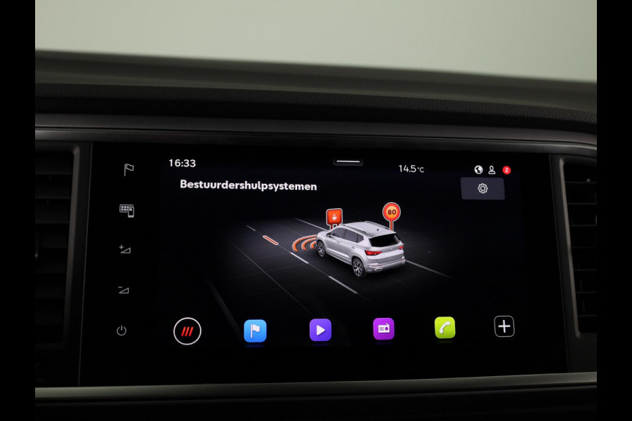 Seat Ateca 1.5 TSI FR Business Intense | SEAT Audio System | Velgen 'Exclusive Glossy Black', 19 inch | Kuipstoelen, Dinamica Aurora Blue (suede look) | Verwambare voorstoelen + Stuurwiel | Reservewiel 18" staal