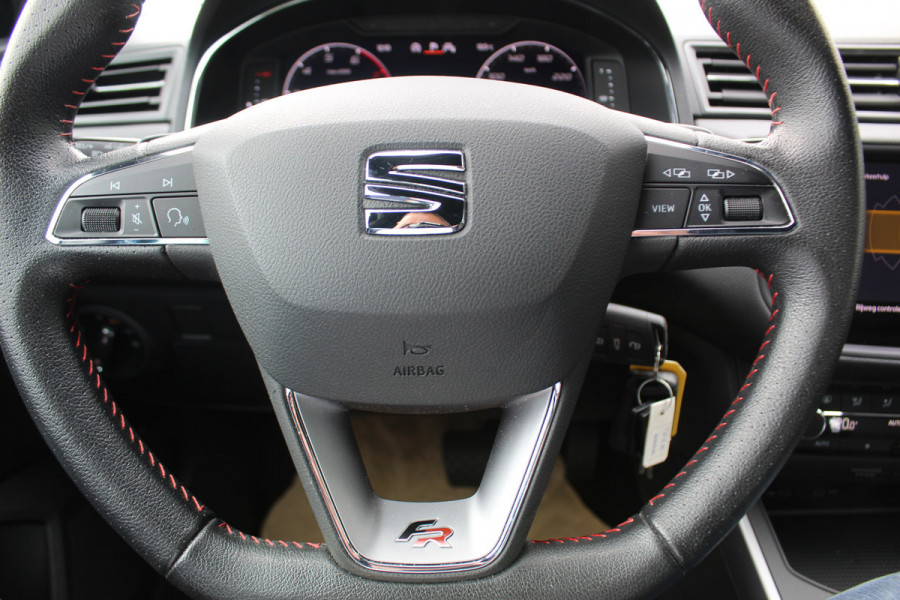 Seat Arona 1.0 TSI FR Limited Edition , Slechts 47107km Climate control , Camera , Trekhaak , Cruise control Dealeronderhouden , parkeersensoren V+A