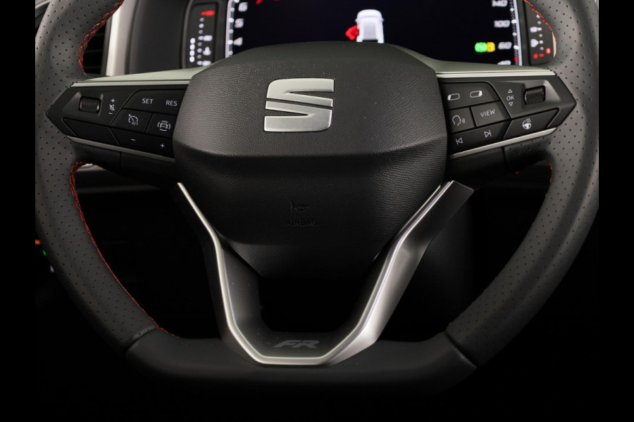 Seat Ateca 1.5 TSI FR Business Intense | Velgen 'Exclusive Glossy Black', 19 inch | Kuipstoelen, Dinamica Aurora Blue (suede look) | Verwambare voorstoelen + Stuurwiel | Draadloze Carplay