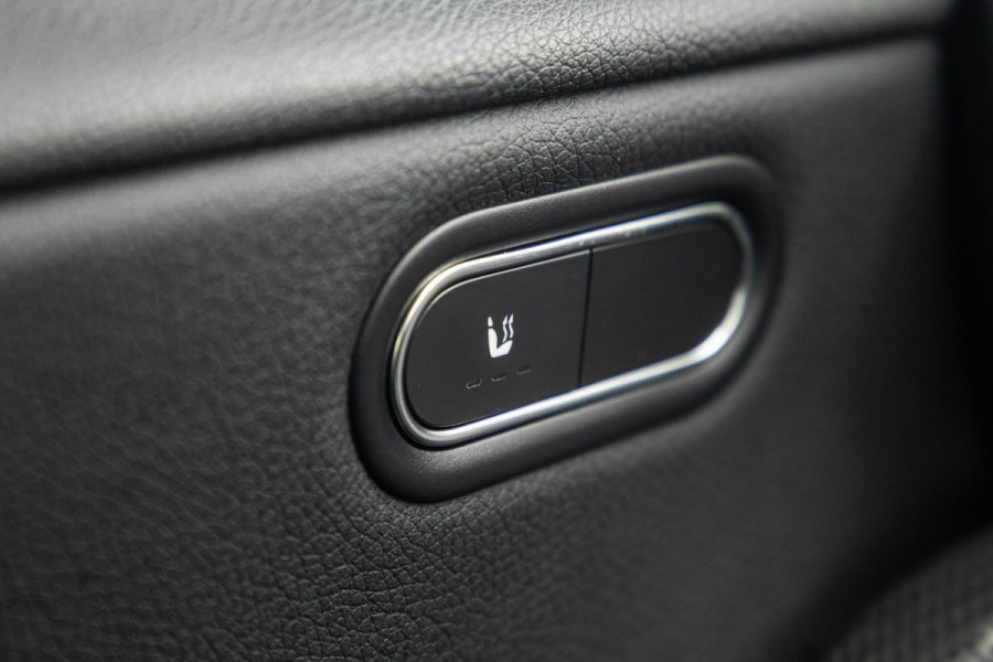 Mercedes-Benz A-Klasse 250 e Business Line CARPLAY / CAMERA / LEER / DEALER ONDERHOUDEN