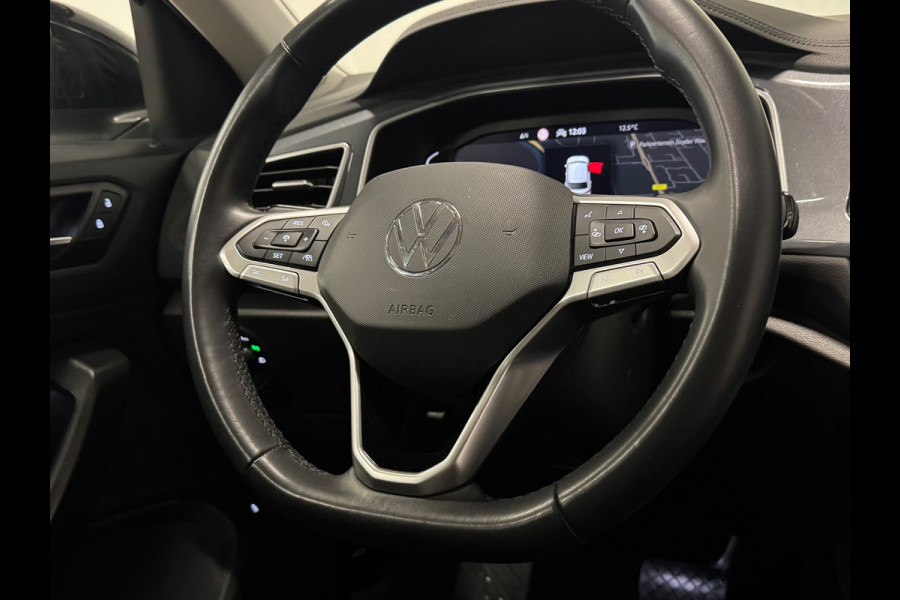 Volkswagen T-Roc 1.5 TSI Style | PANO | IQ LIGHTS | BEATS AUDIO | CAMERA