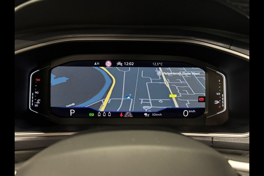 Volkswagen T-Roc 1.5 TSI Style | PANO | IQ LIGHTS | BEATS AUDIO | CAMERA