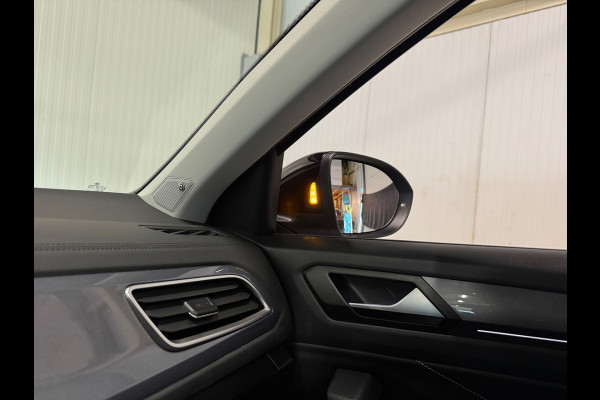 Volkswagen T-Roc 1.5 TSI Style | PANO | IQ LIGHTS | BEATS AUDIO | CAMERA