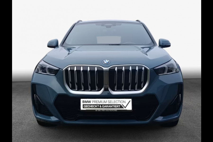 BMW X1 xDrive30e M-SPORT ** LED, LEDER, DR. ASS+, MEMORY, TREKH, 20-inch LMV, H&K SOUND ** 1e EIG - UNFALLFREI ** ** INFORMEER OOK NAAR ONZE AANTREKKELIJKE FINANCIAL-LEASE TARIEVEN **