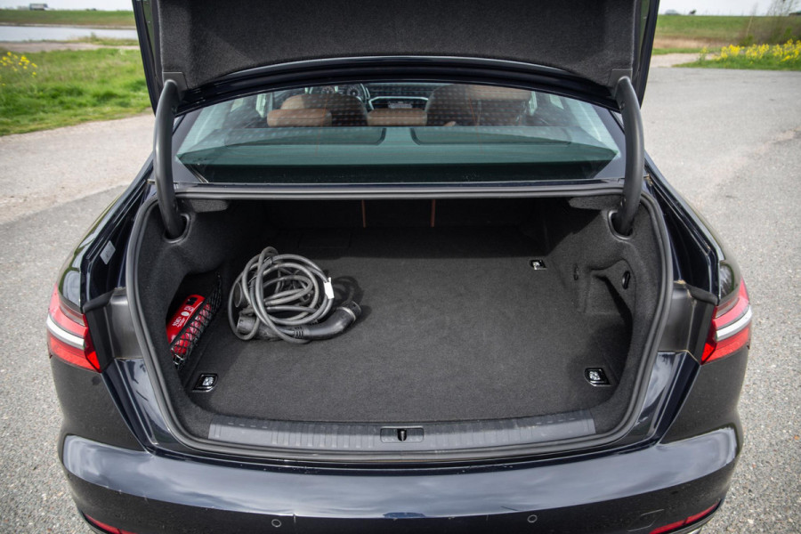 Audi A6 50 TFSI e quattro Advanced edition BRUIN LEER / CARPLAY / BTW AUTO / KEYLESS / DEALER ONDERHOUDEN