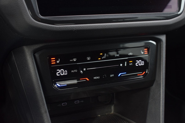 Volkswagen Tiguan 1.4 TSI eHybrid R-Line Black Style | Leer | Camera | Trekhaak