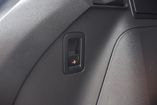 Volkswagen Tiguan 1.4 TSI eHybrid R-Line Black Style | Leer | Camera | Trekhaak