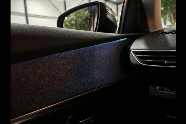 Peugeot 5008 1.2 PureTech Crossway 7P. Garantie Trekhaak Carplay 360 Camera Blindspot Cruise Navi Clima Led Lane Sfeer Rijklaar