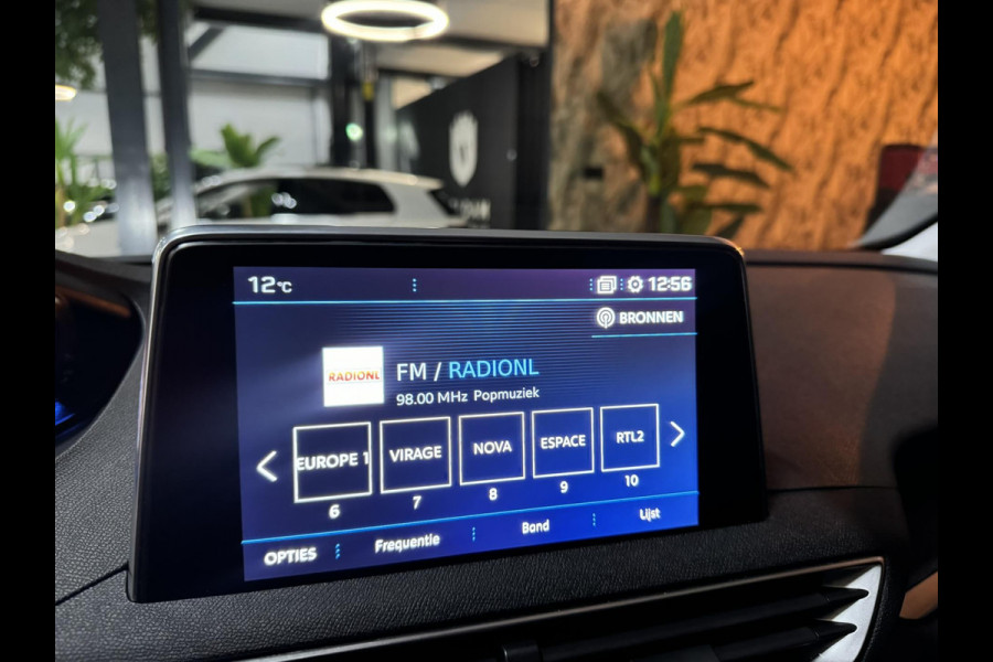 Peugeot 5008 1.2 PureTech Crossway 7P. Garantie Trekhaak Carplay 360 Camera Blindspot Cruise Navi Clima Led Lane Sfeer Rijklaar
