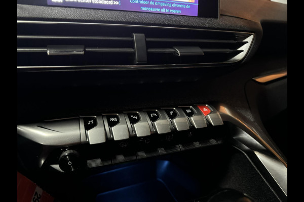 Peugeot 5008 1.2 PureTech Crossway 7P. Garantie Trekhaak Carplay 360 Camera Blindspot Cruise Navi Clima Led Lane Sfeer Rijklaar
