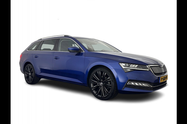 Škoda Superb Combi 1.4 TSI iV Sportline Business (Plug-in) (INCL.BTW) *PANO | ADAPTIVE-CRUISE | LEATHER-MICROFIBRE | FULL-LED | BLINDSPOT | MEMORY-PACK | TOP-VIEW | HEATED-COMFORTSEATS | KEYLESS | DIGI-COCKPIT | NAVI-FULLMAP | ECC | PDC | 19''ALU*
