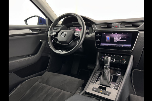 Škoda Superb Combi 1.4 TSI iV Sportline Business (Plug-in) (INCL.BTW) *PANO | ADAPTIVE-CRUISE | LEATHER-MICROFIBRE | FULL-LED | BLINDSPOT | MEMORY-PACK | TOP-VIEW | HEATED-COMFORTSEATS | KEYLESS | DIGI-COCKPIT | NAVI-FULLMAP | ECC | PDC | 19''ALU*