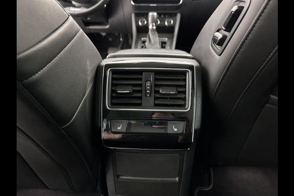 Škoda Superb Combi 1.4 TSI iV Sportline Business (Plug-in) (INCL.BTW) *PANO | ADAPTIVE-CRUISE | LEATHER-MICROFIBRE | FULL-LED | BLINDSPOT | MEMORY-PACK | TOP-VIEW | HEATED-COMFORTSEATS | KEYLESS | DIGI-COCKPIT | NAVI-FULLMAP | ECC | PDC | 19''ALU*