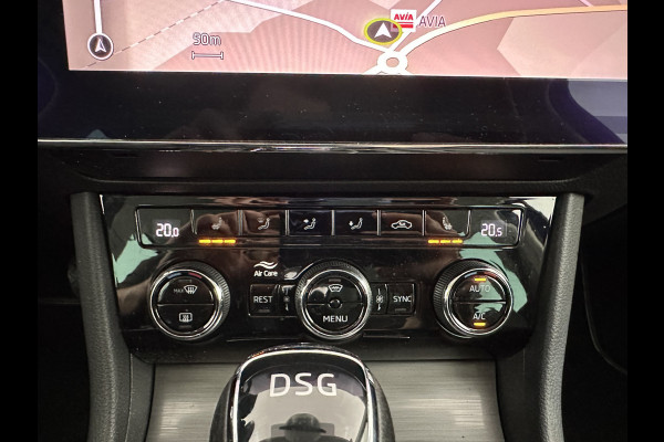 Škoda Superb Combi 1.4 TSI iV Sportline Business (Plug-in) (INCL.BTW) *PANO | ADAPTIVE-CRUISE | LEATHER-MICROFIBRE | FULL-LED | BLINDSPOT | MEMORY-PACK | TOP-VIEW | HEATED-COMFORTSEATS | KEYLESS | DIGI-COCKPIT | NAVI-FULLMAP | ECC | PDC | 19''ALU*