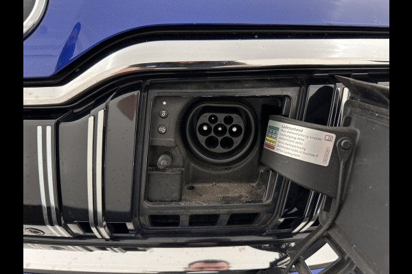 Škoda Superb Combi 1.4 TSI iV Sportline Business (Plug-in) (INCL.BTW) *PANO | ADAPTIVE-CRUISE | LEATHER-MICROFIBRE | FULL-LED | BLINDSPOT | MEMORY-PACK | TOP-VIEW | HEATED-COMFORTSEATS | KEYLESS | DIGI-COCKPIT | NAVI-FULLMAP | ECC | PDC | 19''ALU*