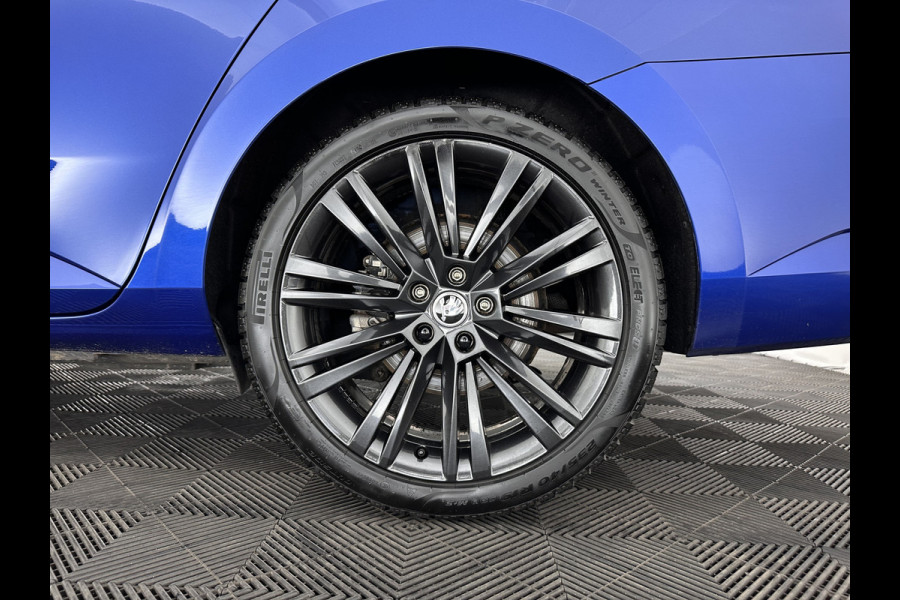 Škoda Superb Combi 1.4 TSI iV Sportline Business (Plug-in) (INCL.BTW) *PANO | ADAPTIVE-CRUISE | LEATHER-MICROFIBRE | FULL-LED | BLINDSPOT | MEMORY-PACK | TOP-VIEW | HEATED-COMFORTSEATS | KEYLESS | DIGI-COCKPIT | NAVI-FULLMAP | ECC | PDC | 19''ALU*
