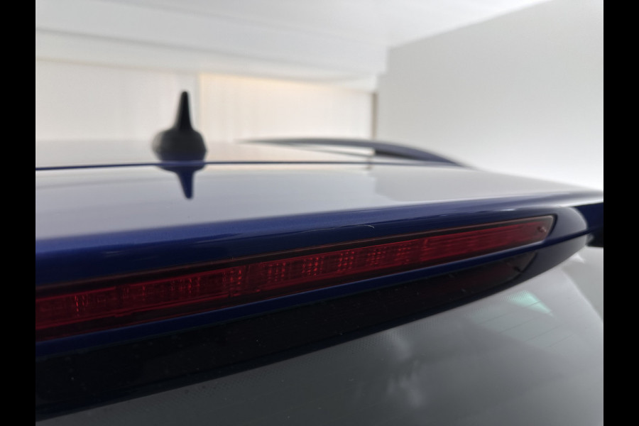 Škoda Superb Combi 1.4 TSI iV Sportline Business (Plug-in) (INCL.BTW) *PANO | ADAPTIVE-CRUISE | LEATHER-MICROFIBRE | FULL-LED | BLINDSPOT | MEMORY-PACK | TOP-VIEW | HEATED-COMFORTSEATS | KEYLESS | DIGI-COCKPIT | NAVI-FULLMAP | ECC | PDC | 19''ALU*