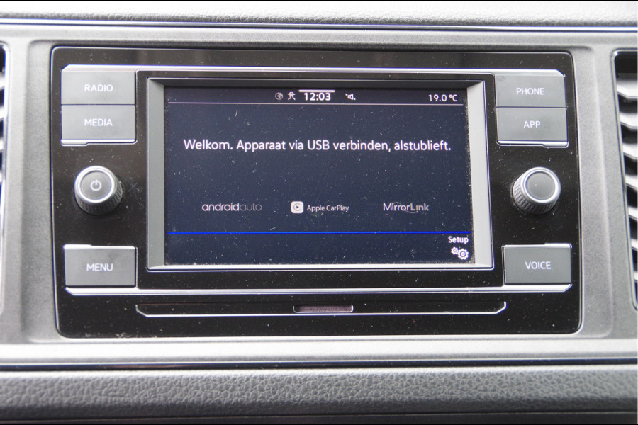 Volkswagen Crafter 35 2.0 TDI L3H3(L2H2) 3-ZITS, 177PK, TREKHAAK, CAMERA, ADAPT. CRUISE, VOORRUIT VERWARMING, CARPLAY