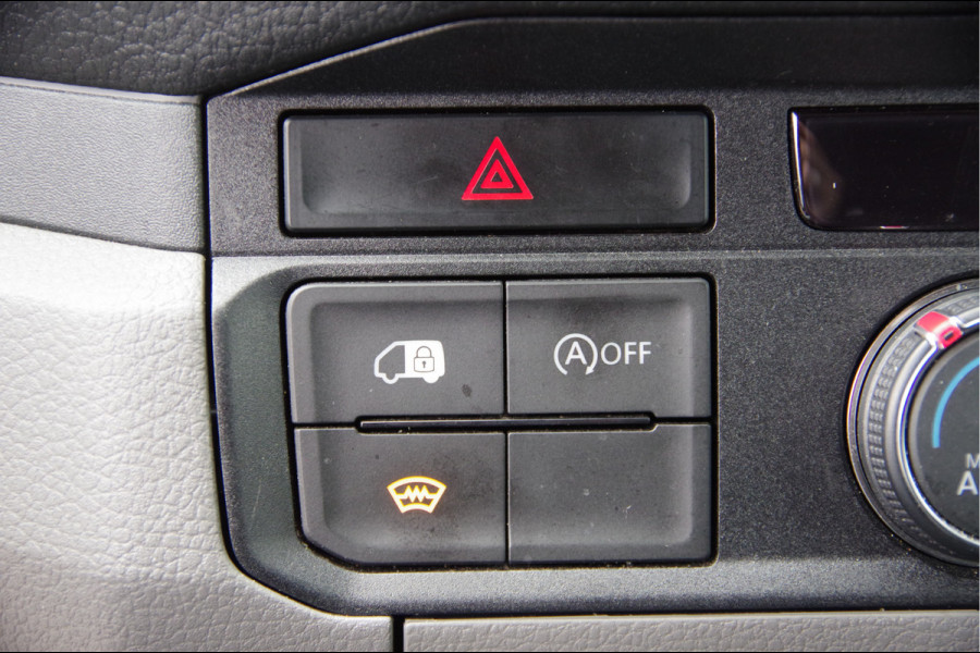 Volkswagen Crafter 35 2.0 TDI L3H3(L2H2) 3-ZITS, 177PK, TREKHAAK, CAMERA, ADAPT. CRUISE, VOORRUIT VERWARMING, CARPLAY