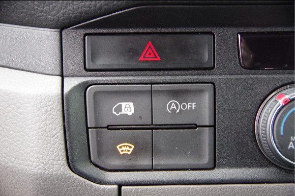 Volkswagen Crafter 35 2.0 TDI L3H3(L2H2) 3-ZITS, 177PK, TREKHAAK, CAMERA, ADAPT. CRUISE, VOORRUIT VERWARMING, CARPLAY