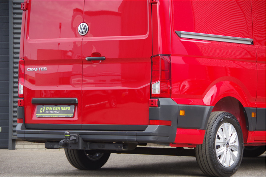 Volkswagen Crafter 35 2.0 TDI L3H3(L2H2) 3-ZITS, 177PK, TREKHAAK, CAMERA, ADAPT. CRUISE, VOORRUIT VERWARMING, CARPLAY