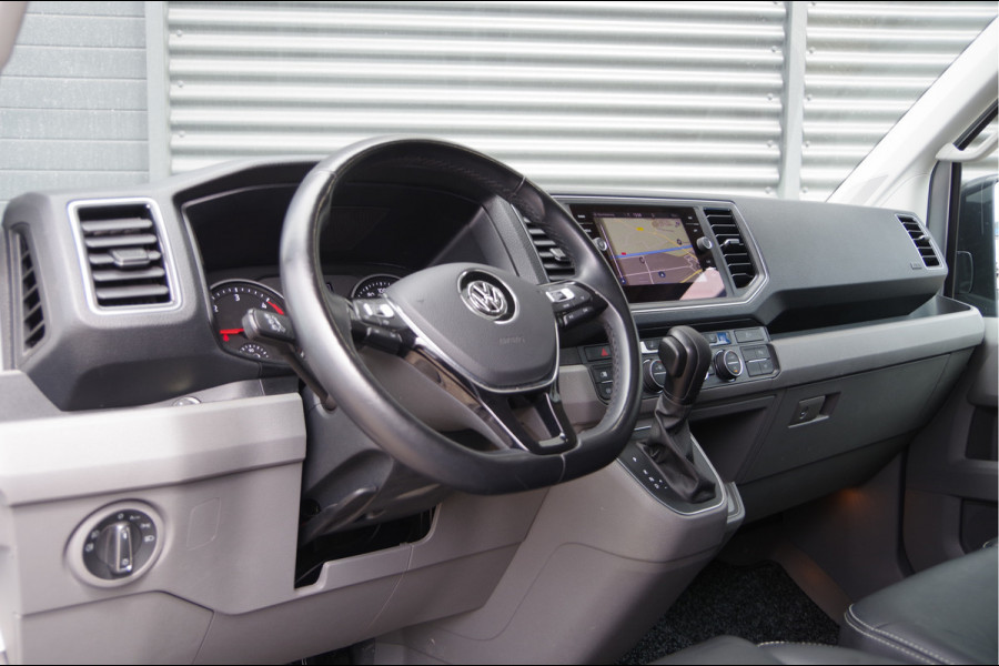 Volkswagen Crafter 35 2.0 TDI L3H3 75 EDITION 177PK AUT. LED, LEDER, TREKHAAK, ERGO ACTIVE GEVEERDE STOEL, STUURVERWARMING, STOELVERWARMING, VOORRU