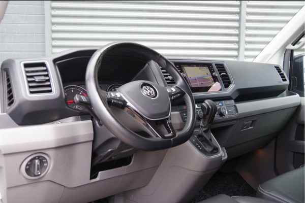 Volkswagen Crafter 35 2.0 TDI L3H3 75 EDITION 177PK AUT. LED, LEDER, TREKHAAK, ERGO ACTIVE GEVEERDE STOEL, STUURVERWARMING, STOELVERWARMING, VOORRU