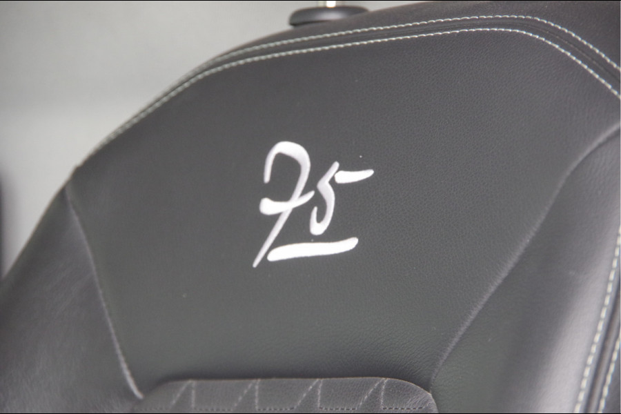 Volkswagen Crafter 35 2.0 TDI L3H3 75 EDITION 177PK AUT. LED, LEDER, TREKHAAK, ERGO ACTIVE GEVEERDE STOEL, STUURVERWARMING, STOELVERWARMING, VOORRU