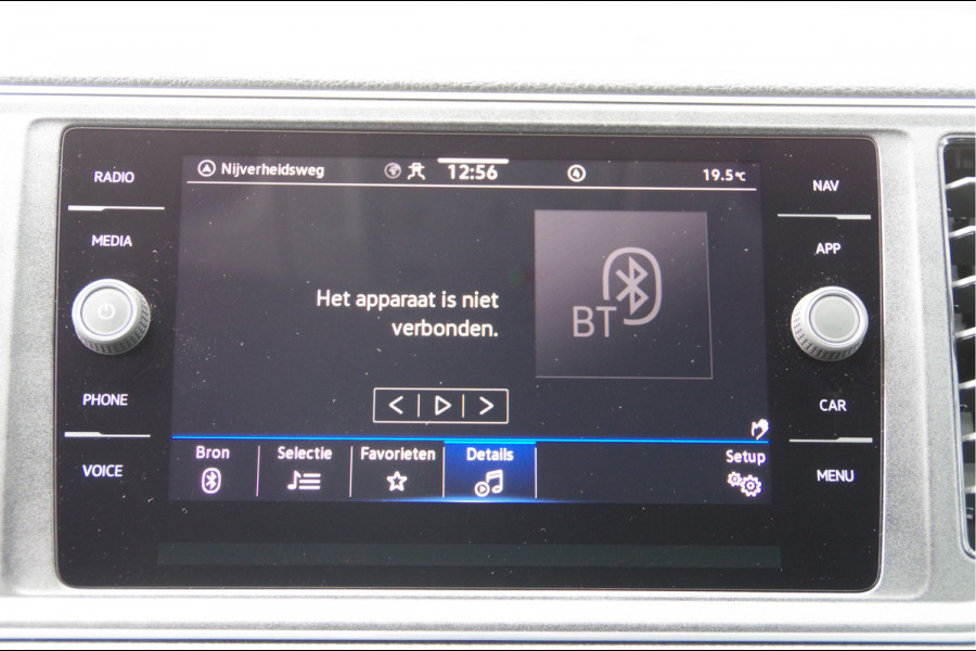 Volkswagen Crafter 35 2.0 TDI L3H3 75 EDITION 177PK AUT. LED, LEDER, TREKHAAK, ERGO ACTIVE GEVEERDE STOEL, STUURVERWARMING, STOELVERWARMING, VOORRU