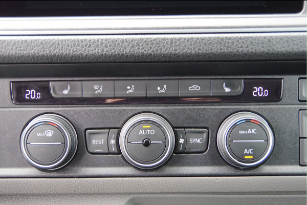 Volkswagen Crafter 35 2.0 TDI L3H3 75 EDITION 177PK AUT. LED, LEDER, TREKHAAK, ERGO ACTIVE GEVEERDE STOEL, STUURVERWARMING, STOELVERWARMING, VOORRU