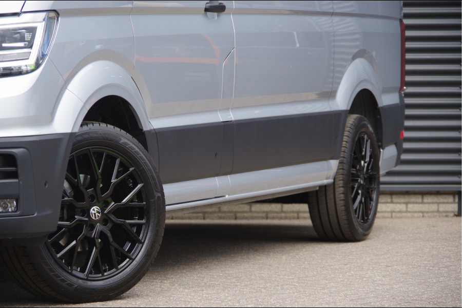 Volkswagen Crafter 35 2.0 TDI L3H3 75 EDITION 177PK AUT. LED, LEDER, TREKHAAK, ERGO ACTIVE GEVEERDE STOEL, STUURVERWARMING, STOELVERWARMING, VOORRU